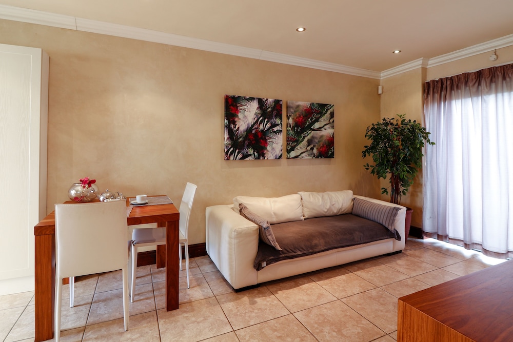 Awali Lodge