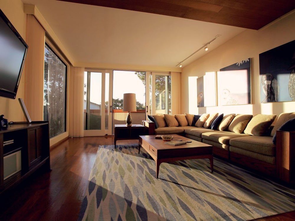 Luxury Ocean View Bay View Home