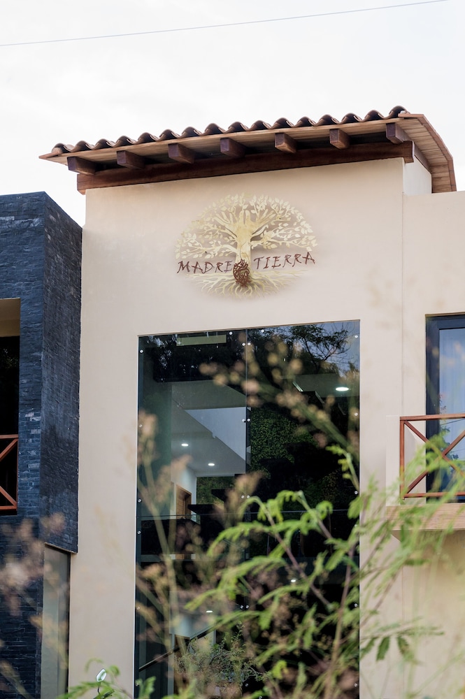 Hotel Boutique Madre Tierra - Image 1