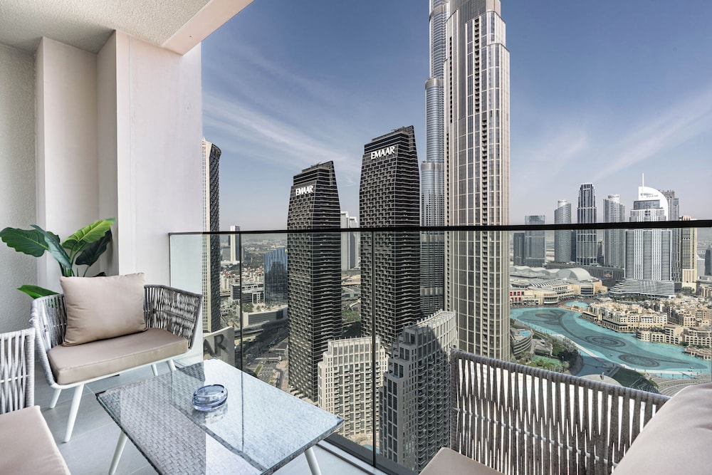 Lux 3BHK Burj Khalifa & fountain view