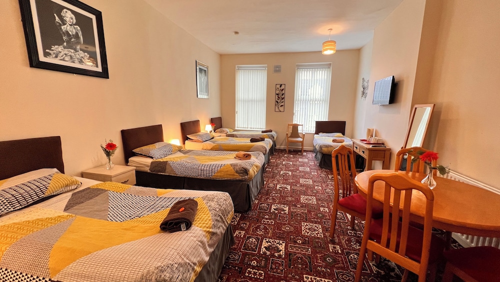 Castle Lodge Guest House