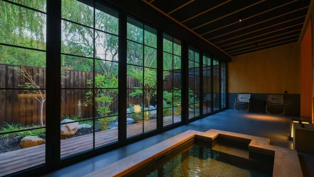 Beijing Aqua City YiPiao Hot Spring Resort