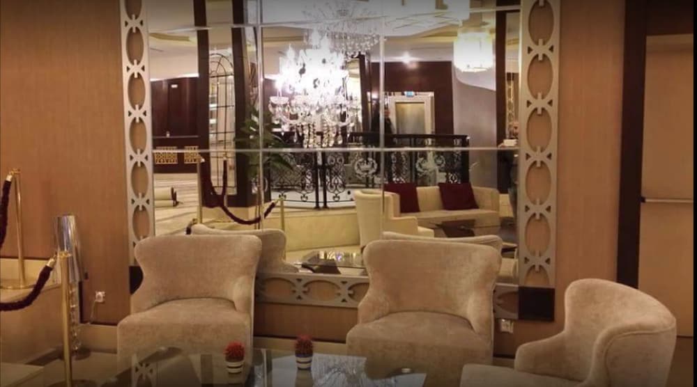 Hotel Tadj El Mouada