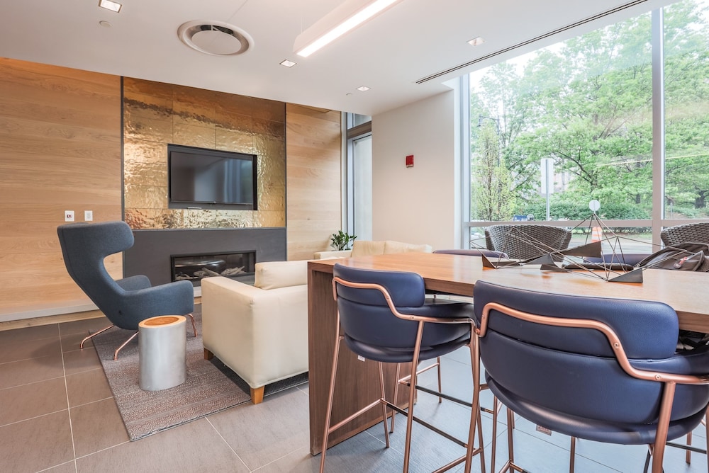 Bluebird Suites near MIT