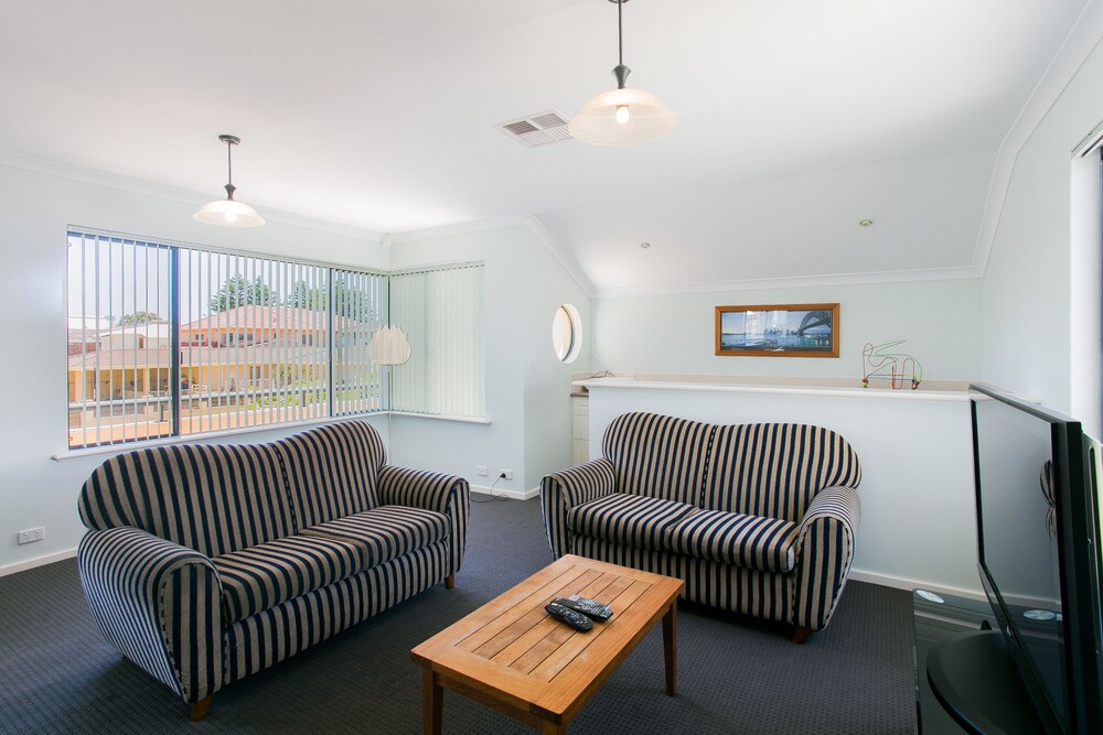 Seahaven Villas by Rockingham Apartments