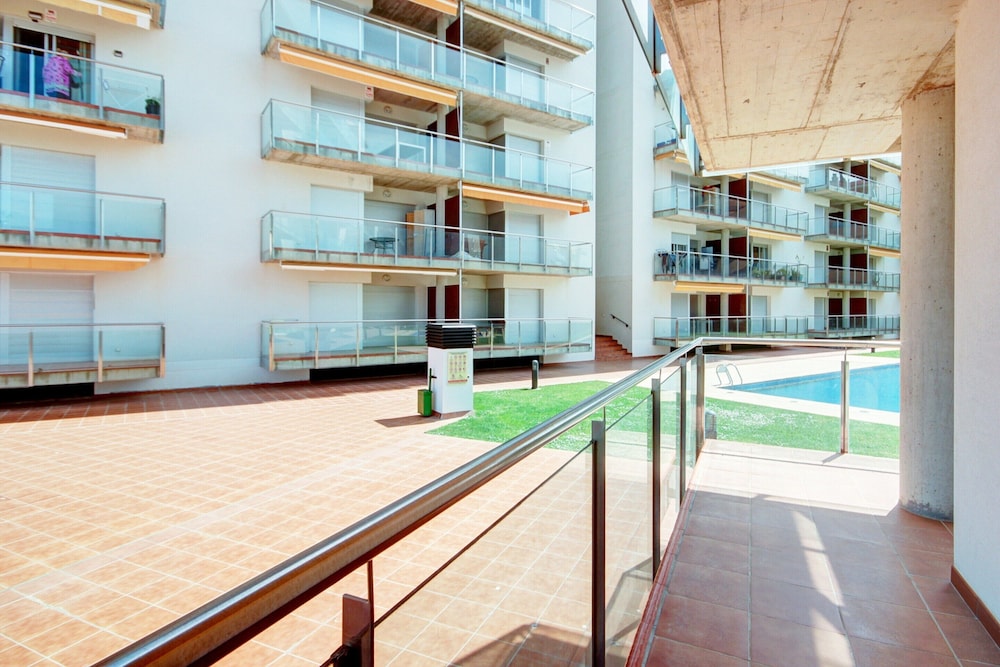 Apartment in Roses Near the Beach