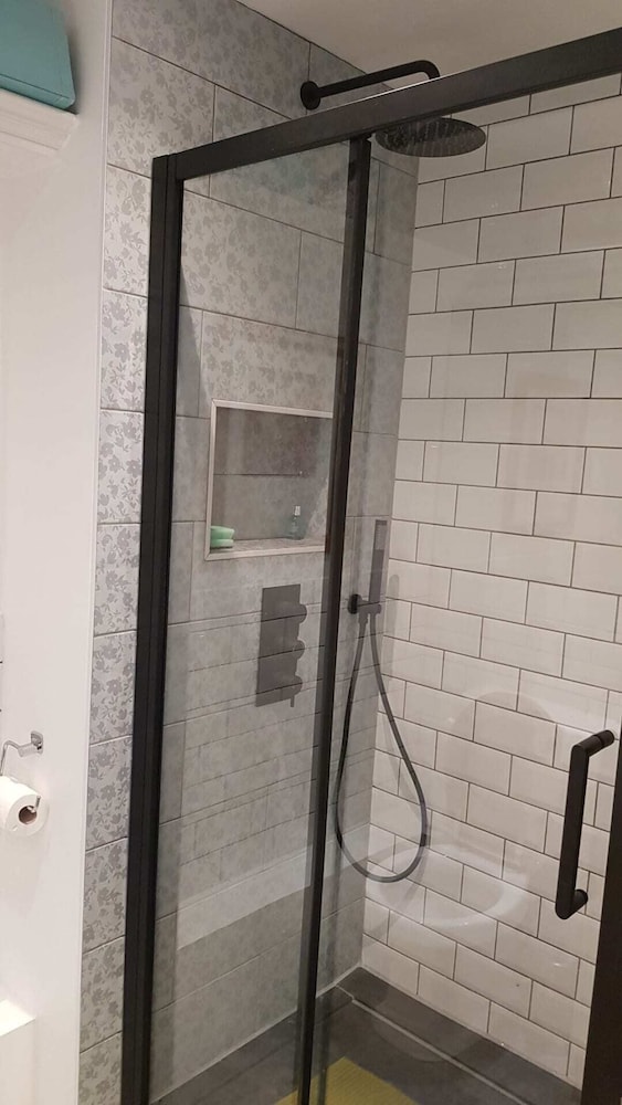 1 Bedroom Apartment near St. Paul's Cathedral