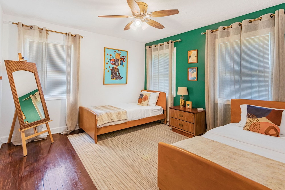 The Vintage Manor in Atlanta