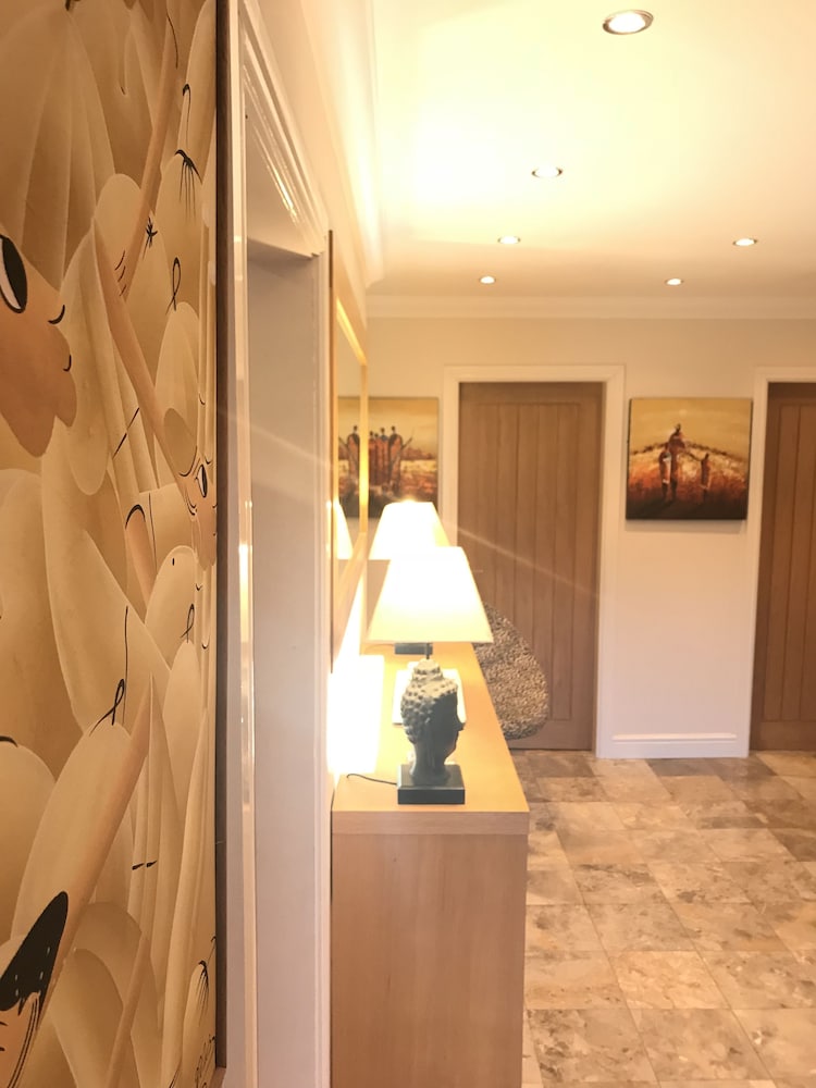 Barncroft Luxury Guest House