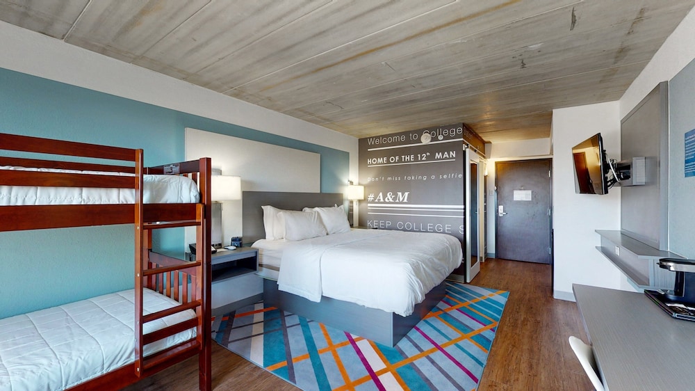 voco College Station Aggieland by IHG
