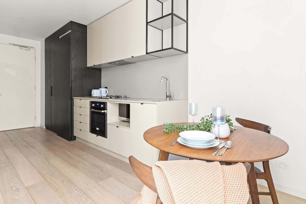 A 2BR Apt in Parkville Near the Melbourne Zoo