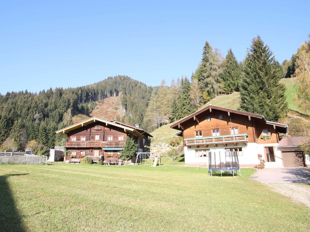 Chalet in Wagrain Near Ski Lift view 2