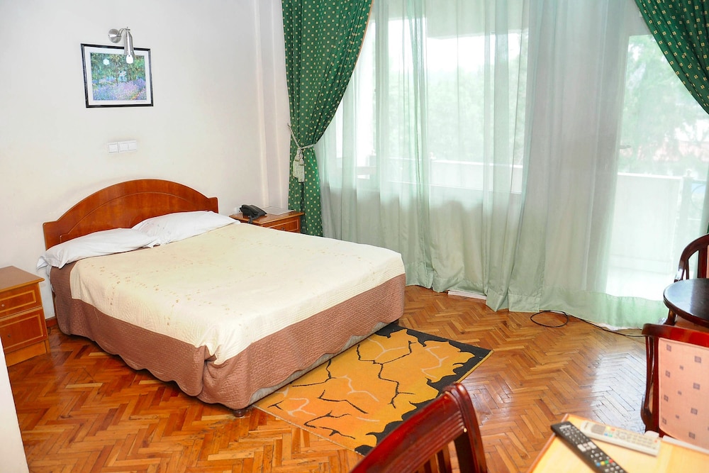 Yeka Guest House