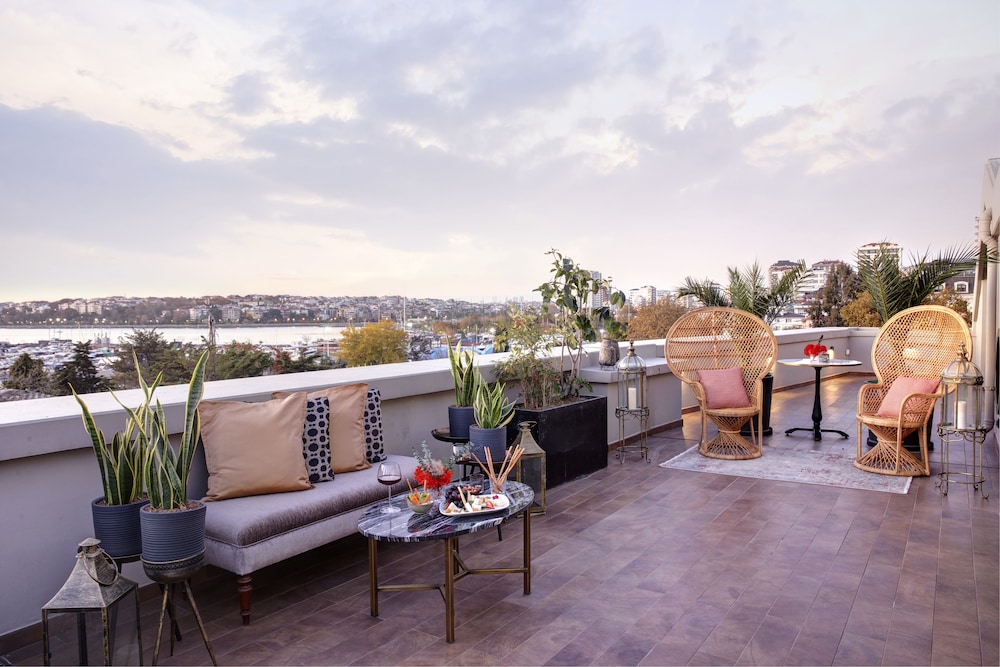 39 Kalamış Marina Oteli - Image 56