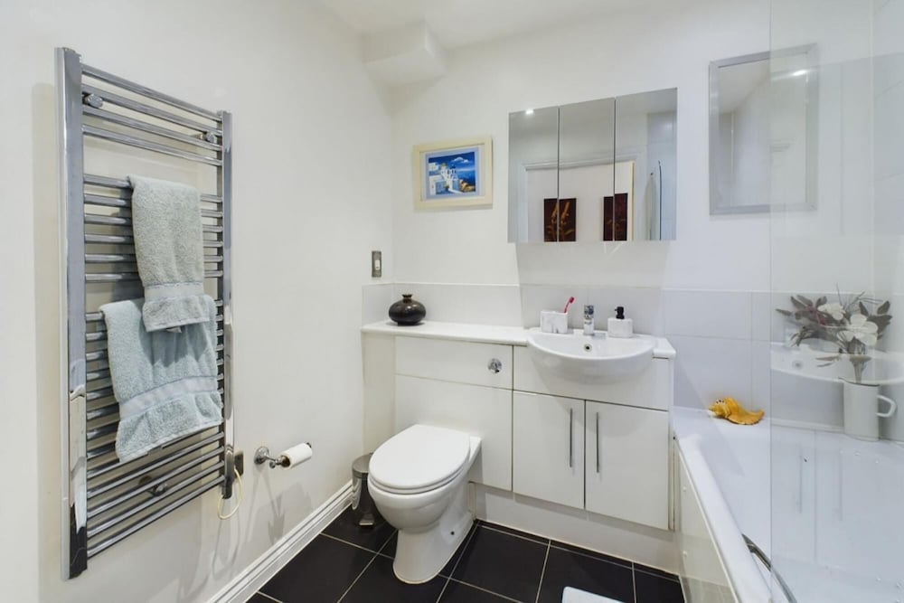 The Battersea Sanctuary - Classy 1bdr Flat With Terrace