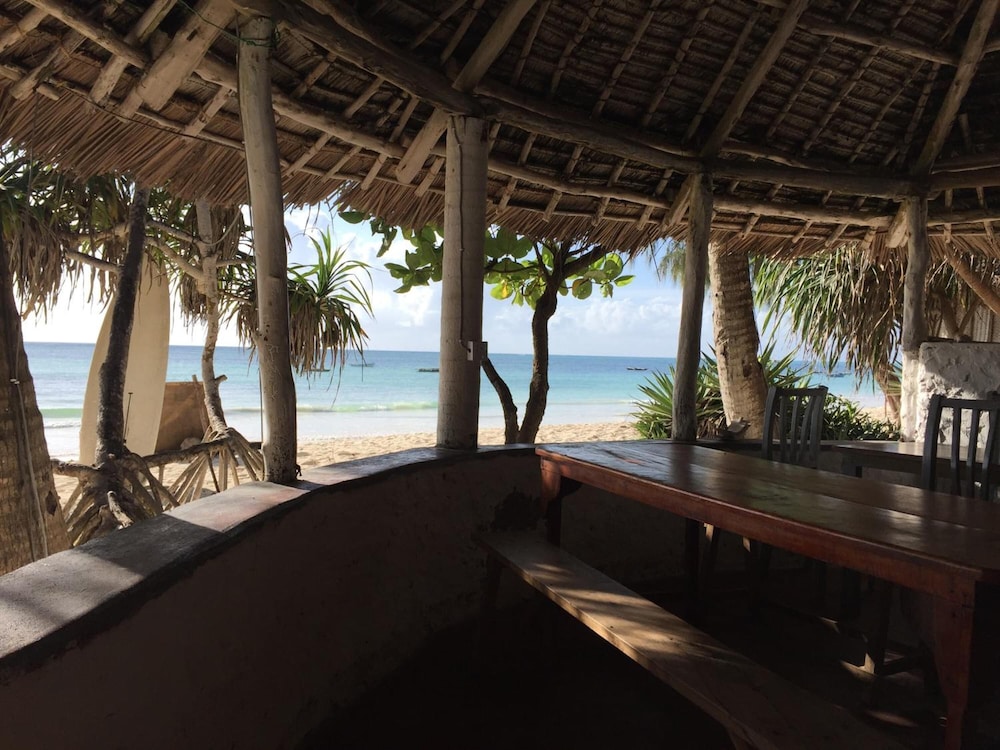Kiwengwa Vacations - Lazy Beach House - Property Image 43