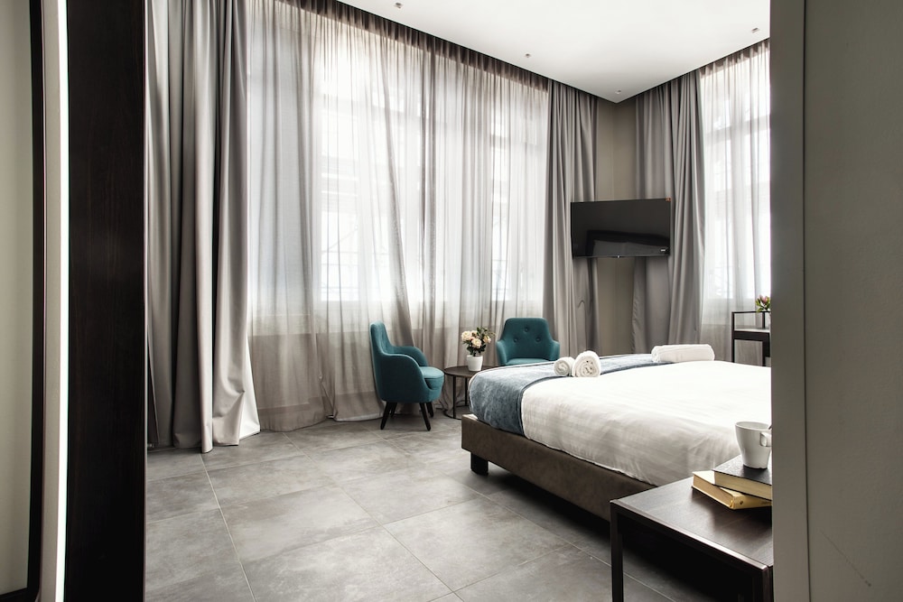 Superb Room for 4 near Duomo di Milano