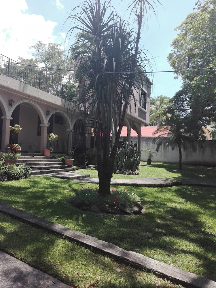 Casa Colonial Bed And Breakfast