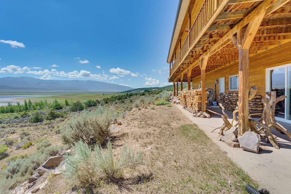 Walk to Lake: Scenic Southern Colorado Escape!
