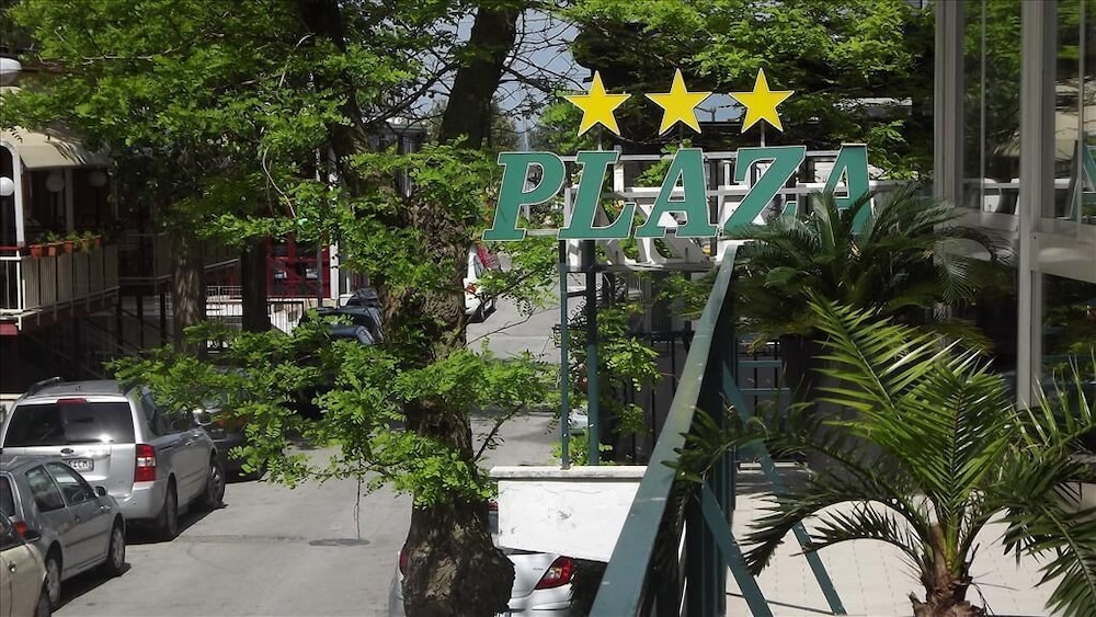 Hotel Plaza