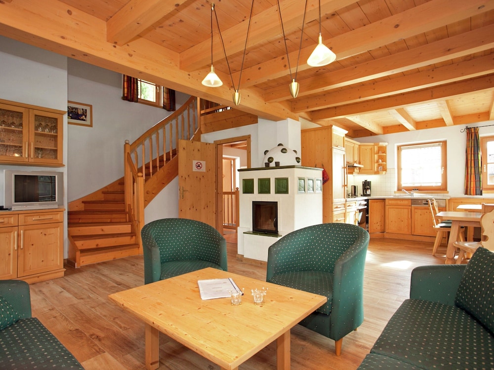 Chalet in Konigsleiten Near Ski Bus & Pool