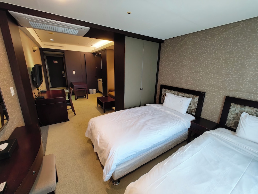 W Residence Hotel Centum City 22
