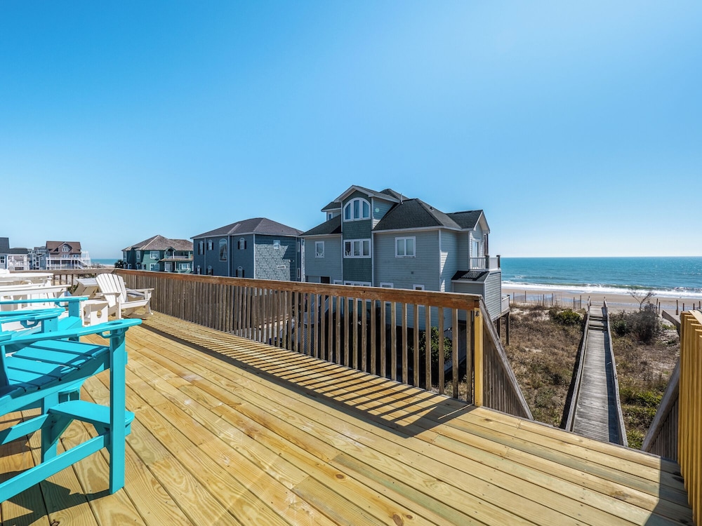 Legasea by Topsail Realty