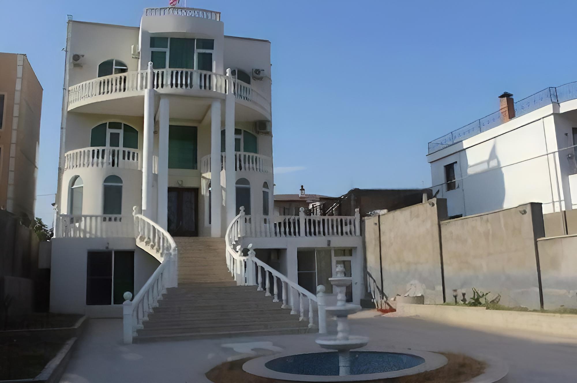 Hotel White Palace