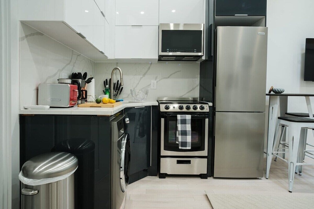 317 UES Apartments