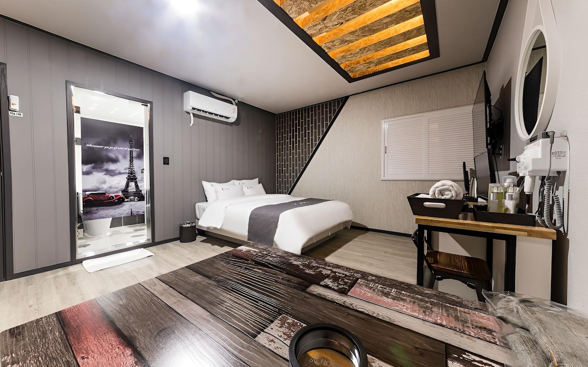 Suwon Yeongtong K Hotel view 5