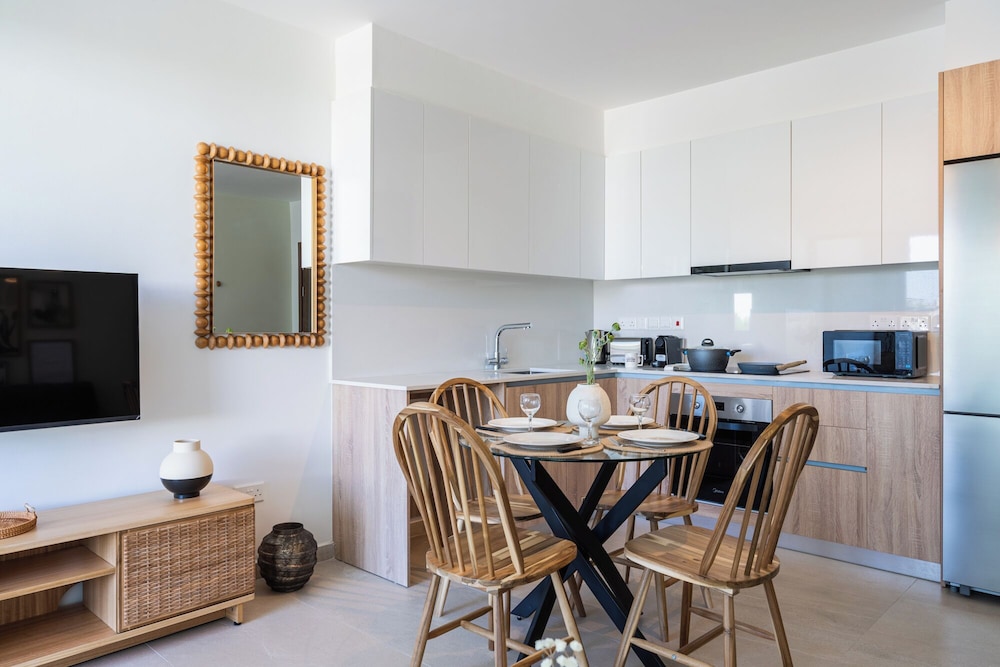 Jas Living Apts & Balconies in Larnaca