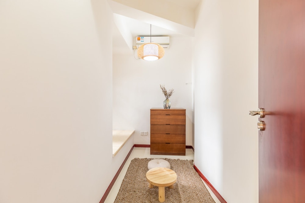 Locals Boutique Apartment Huafa Plaza 30 view 2