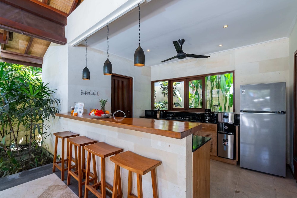Villa Alroda Antik