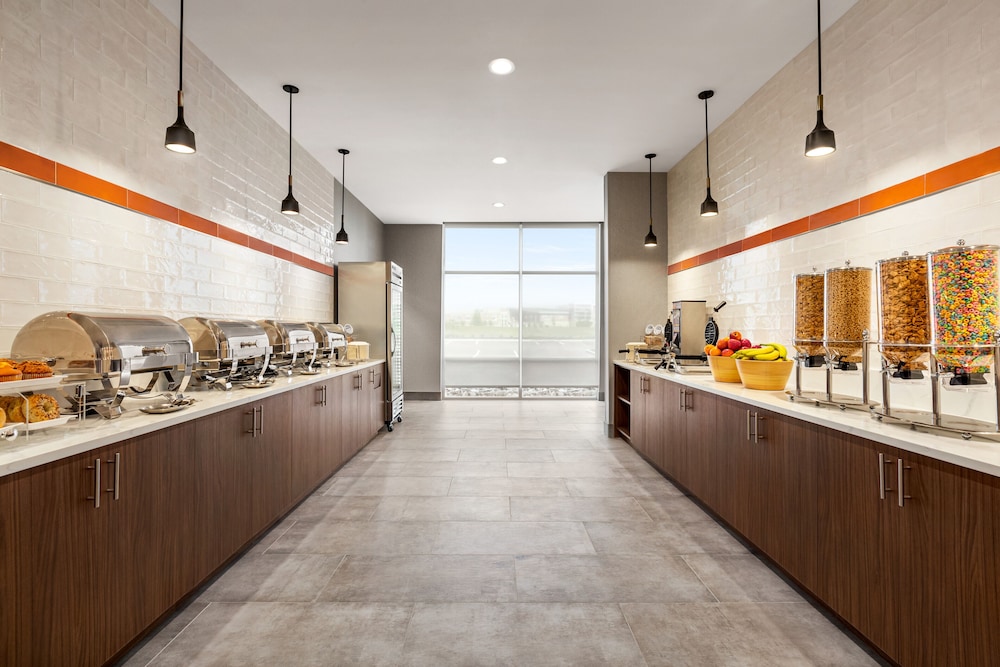 Mount Laurel Vacations - Hawthorn Extended Stay by Wyndham Mount Laurel / Moorestown - Property Image 14