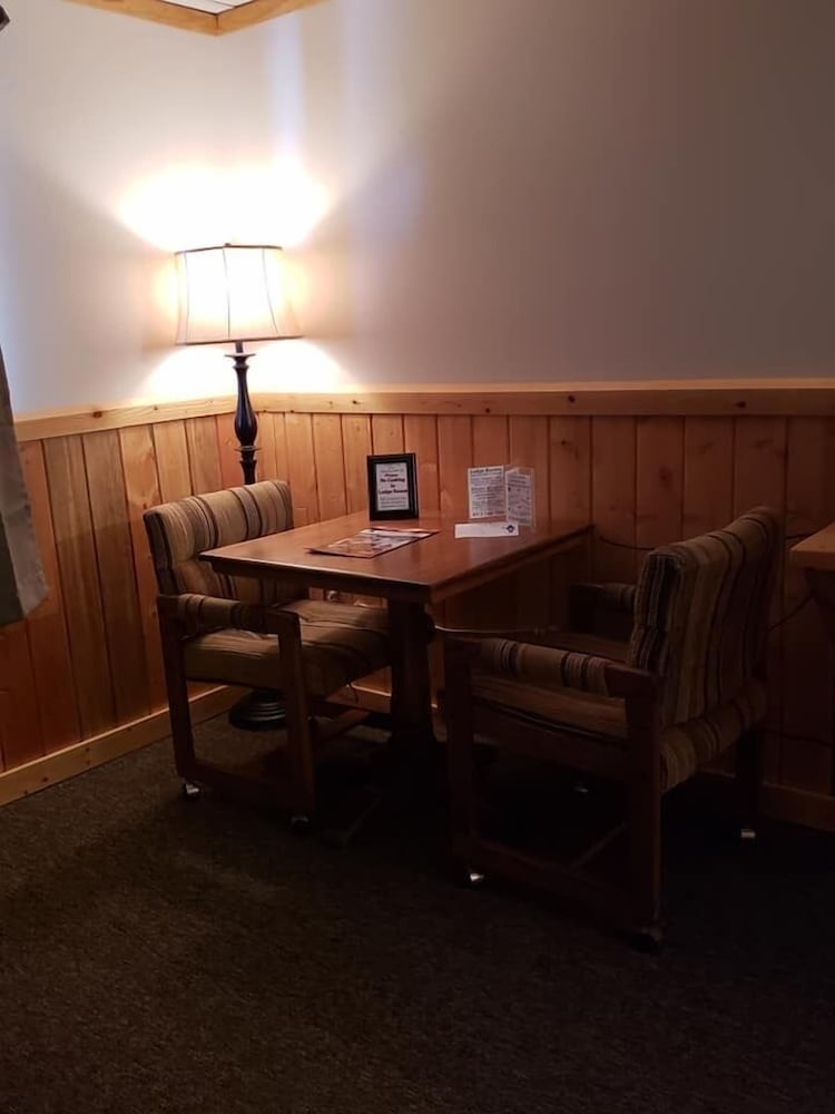 Lava Mountain Lodge