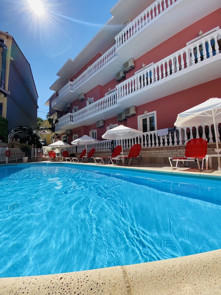 Villa Antonis