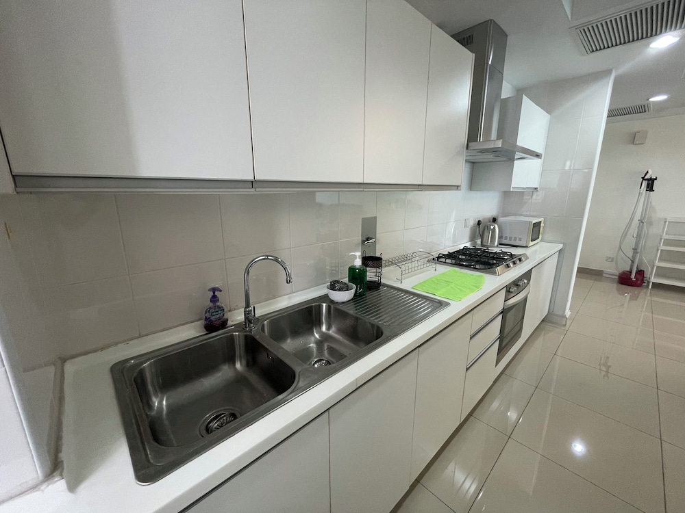 Solaris Dutamas by Manhattan Group