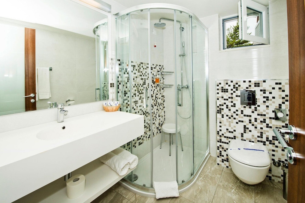 Zaton Apartment With Shared Pool
