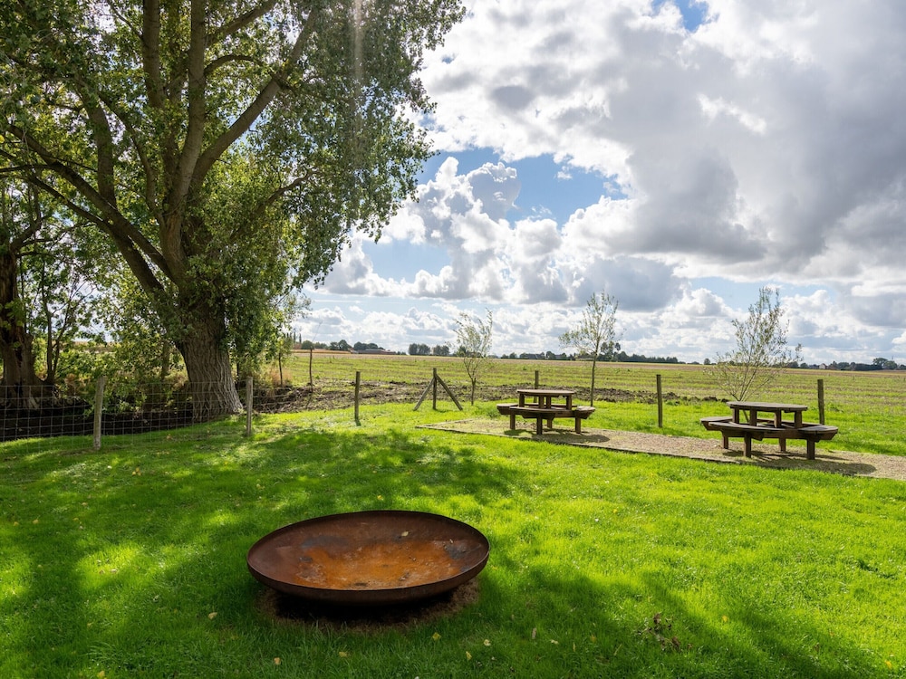 Spacious Holiday Home With Pond in Poperinge