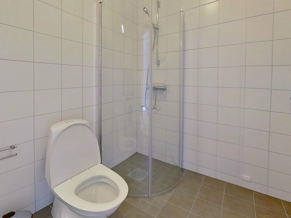 2 Person Comfortable Holiday Park Home in Testby