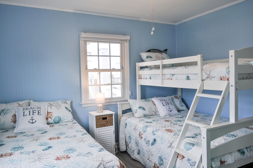 Just Sandy by Topsail Realty