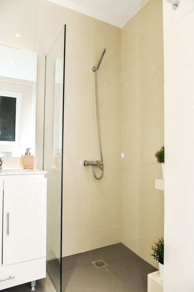 Warm Apartment at Exarchia 1 bed 2 pers