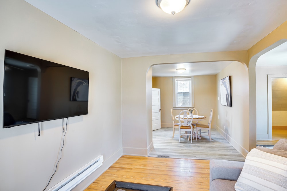 2 Mi to Dtwn: Studio Suite in Sheboygan