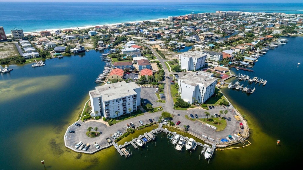 Dolphin Point 702a 2 Bedroom Condo