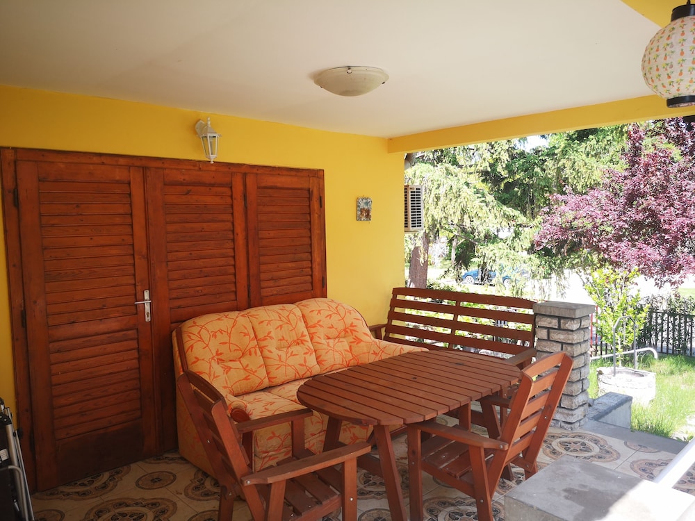 Vadásztanya Apartmanok