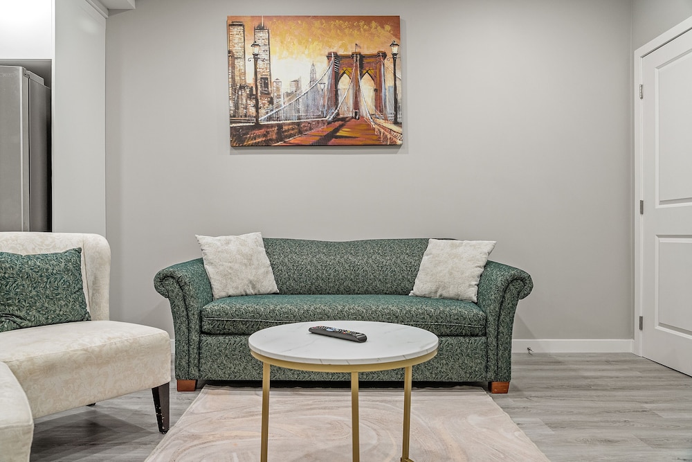 2 Bedrom 3 Beds Suite