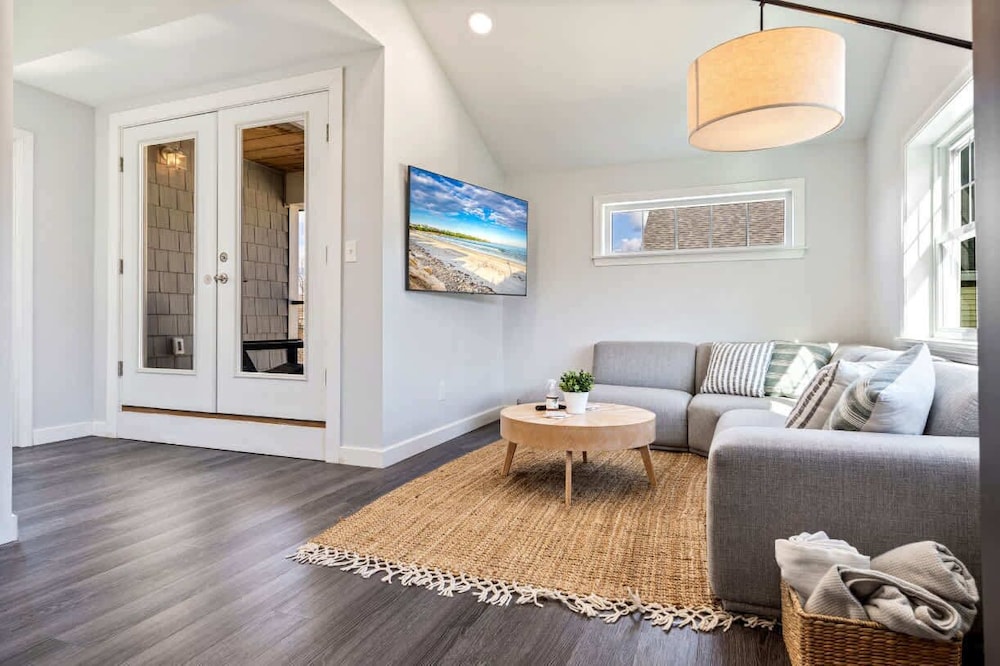Game Room, Home Gym, 1 Mile to Beach
