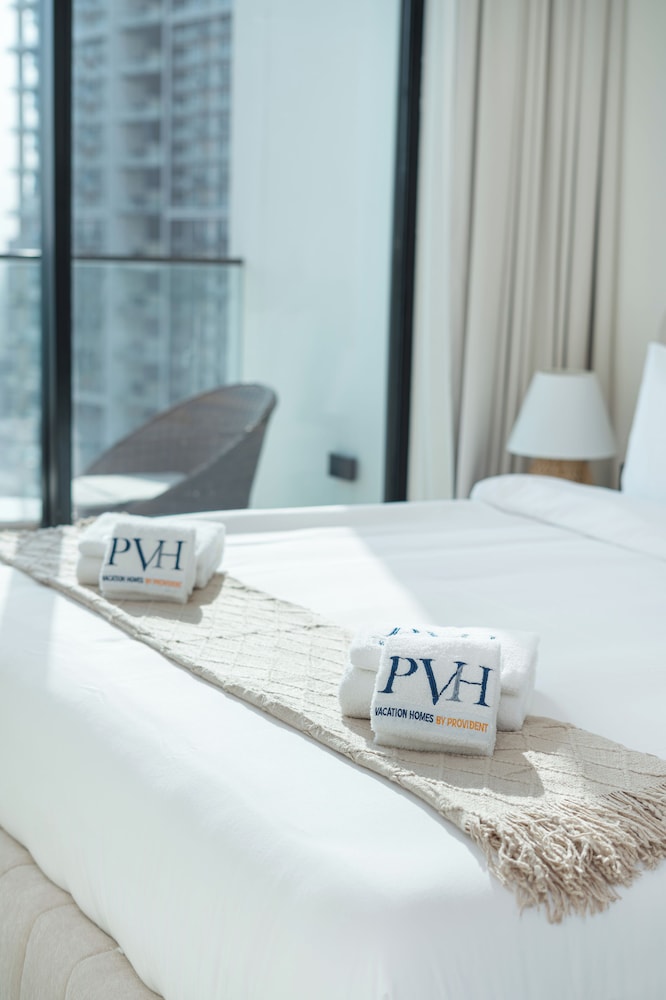 PVH - Serene 1BR - Binghatti House