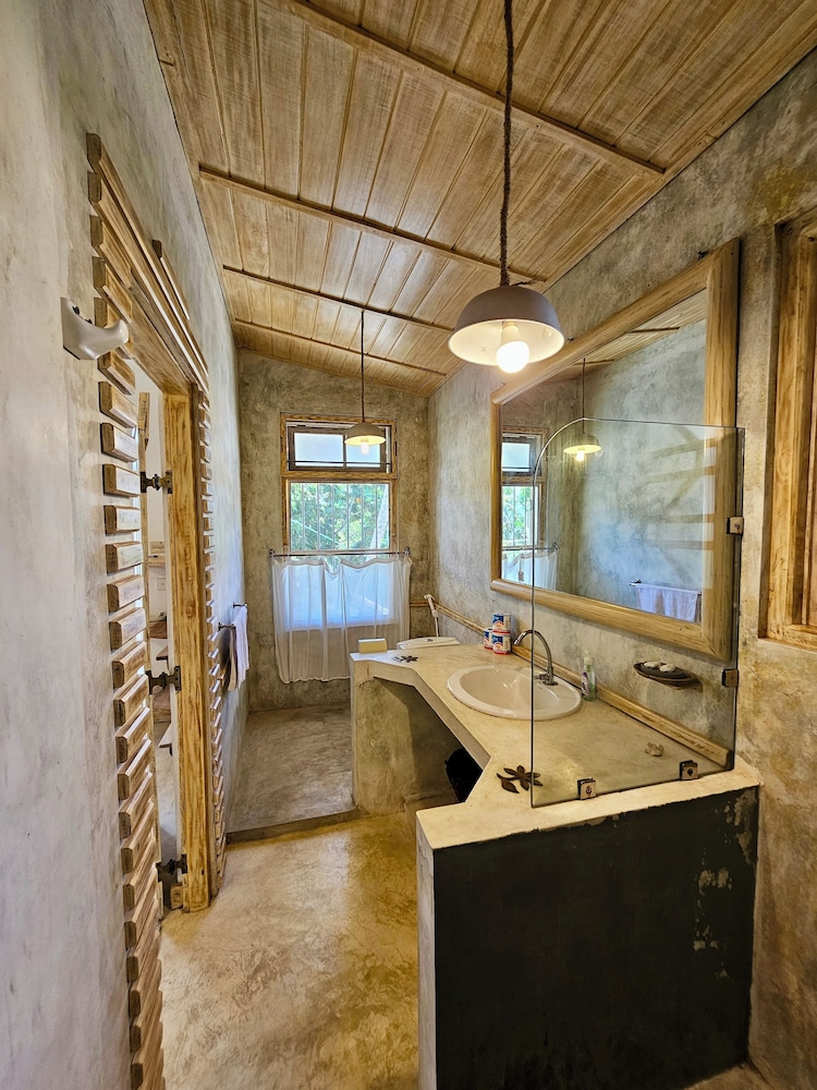 Deep Blue Sea Rental Villa