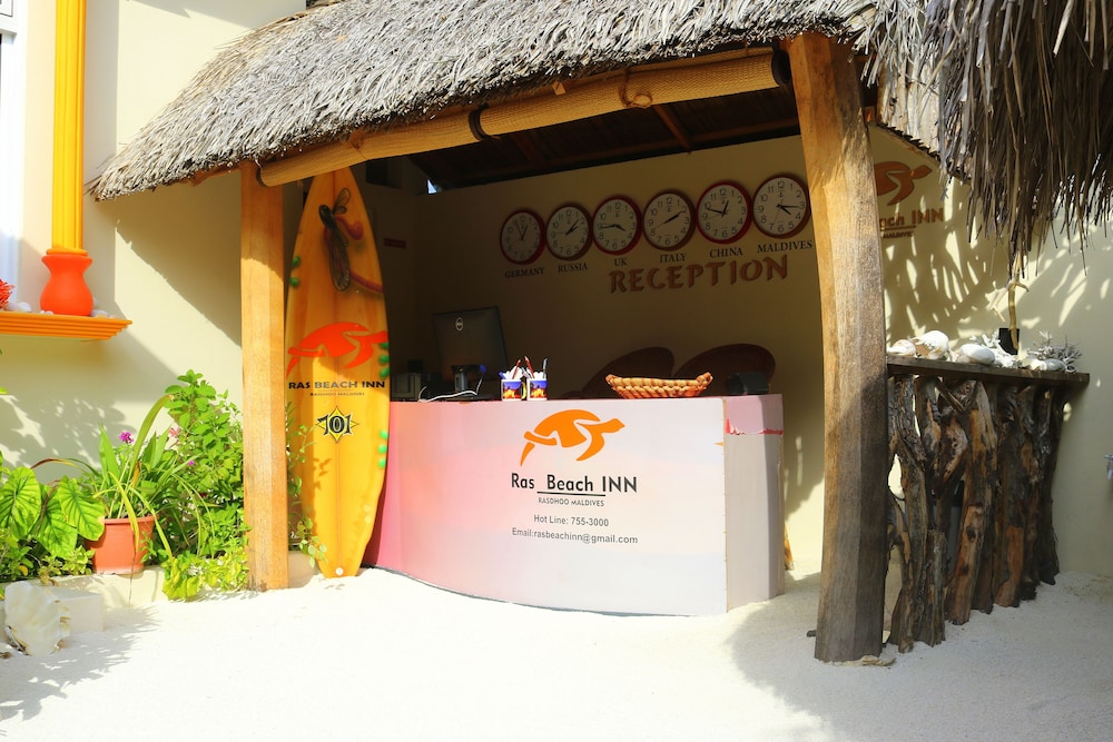 Ras Beach Inn photo 2